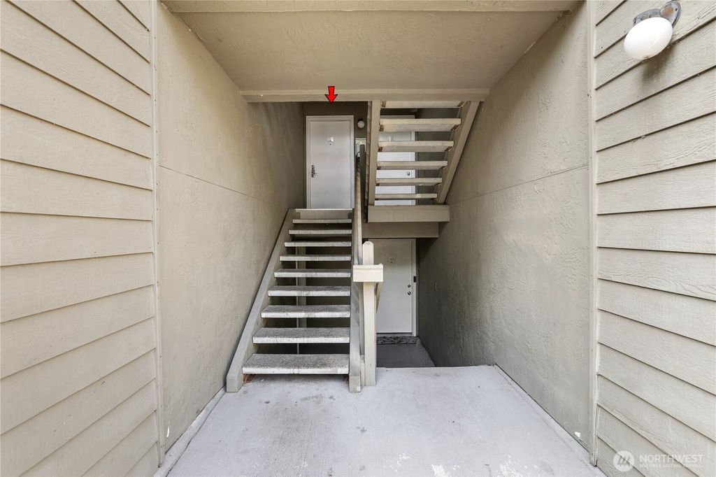 Photo of 28712 18th Avenue S #X201, Federal Way, WA 98003 (MLS # 2431876)