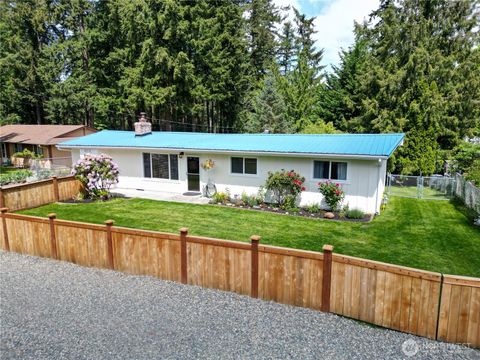 Photo of 6518 194th Avenue E, Bonney Lake, WA 98391 (MLS # 2526198)