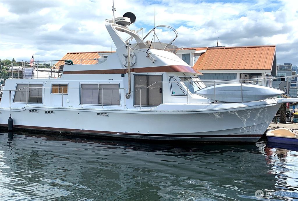 Photo of 2000 Westlake Avenue N #E-3, Seattle, WA 98106 (MLS # 2474879)