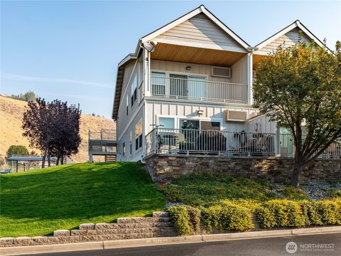 Photo of 23772 Crescent Bay Drive NW #107, Quincy, WA 98848 (MLS # 2442593)