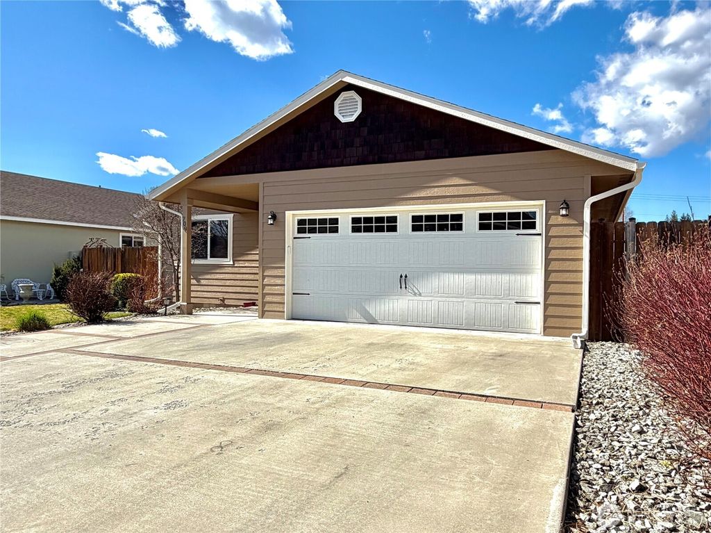 Photo of 709 Paintbrush Lane, Omak, WA 98841 (MLS # 2495532)