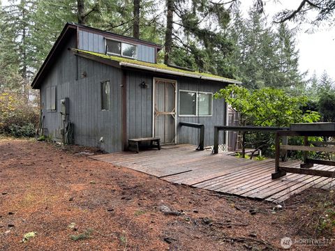 Photo of 20 NE Saber Drive, Belfair, WA 98528 (MLS # 2456822)