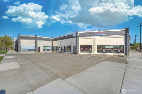 Photo of 2 E Poplar Street, Walla Walla, WA 99362 (MLS # 2503280)