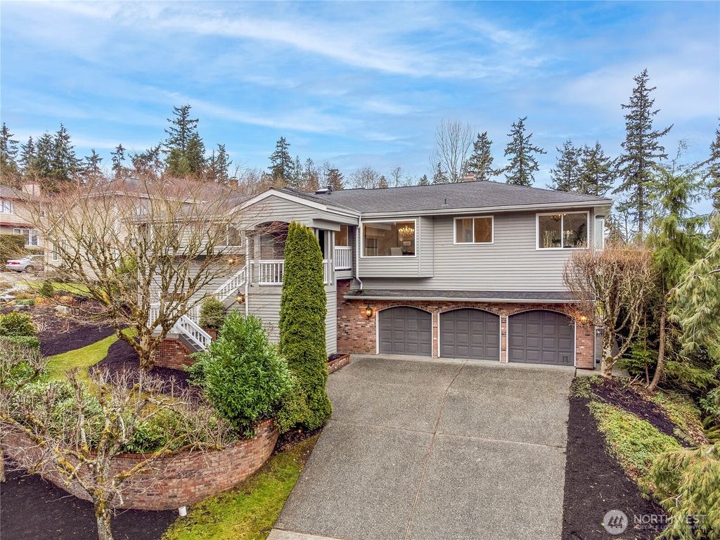 Photo of 5110 Narbeck Avenue, Everett, WA 98203 (MLS # 2327448)