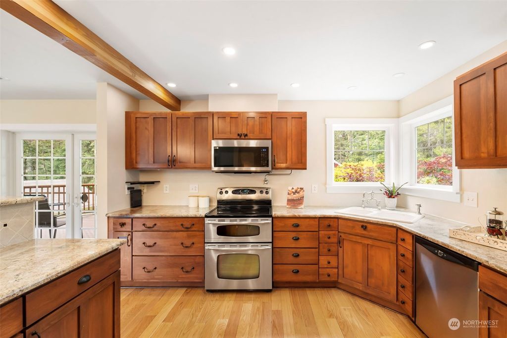 listing image 9367741554033416050