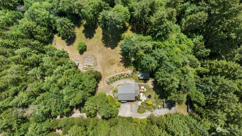 listing image 9361496418819082042