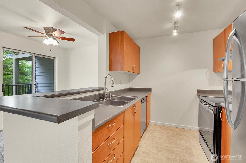 Photo of 15415 35th Avenue W #F202, Lynnwood, WA 98087 (MLS # 2524390)