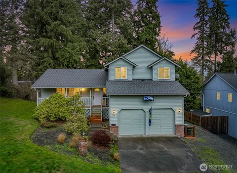 Photo of 7101 97th St Ct E Ct, Puyallup, WA 98373 (MLS # 2466295)