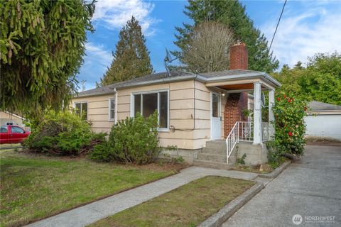 Photo of 3111 Greenwood Avenue W, University Place, WA 98466 (MLS # 2487135)