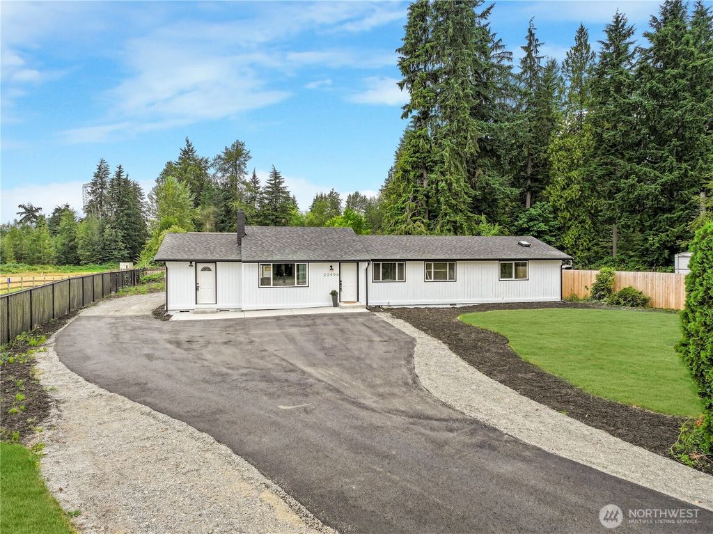 Photo of 22406 121st Drive NE, Arlington, WA 98223 (MLS # 2348379)