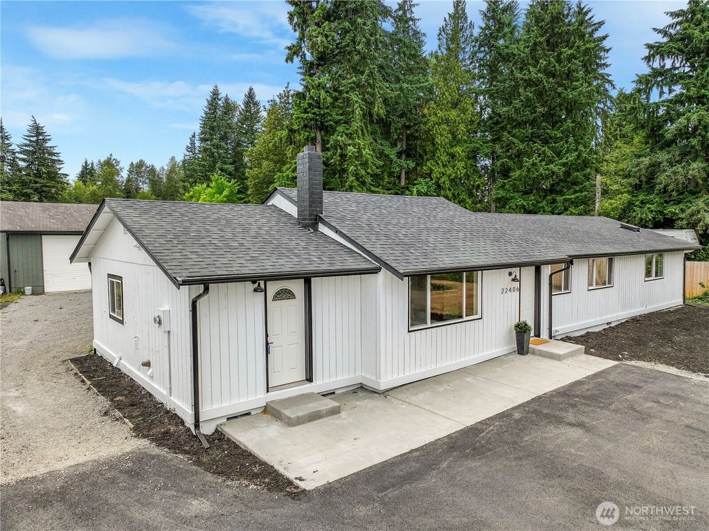 Photo of 22406 121st Drive NE, Arlington, WA 98223 (MLS # 2348379)