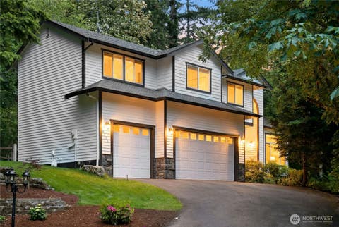 Photo of 6326 247th Avenue NE, Redmond, WA 98053 (MLS # 2536108)
