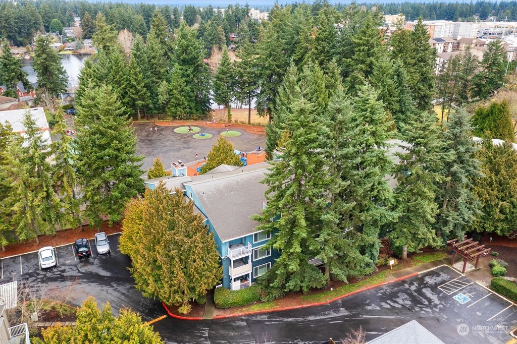 Photo of 300 N 130th Street #2103, Seattle, WA 98133 (MLS # 2194906)