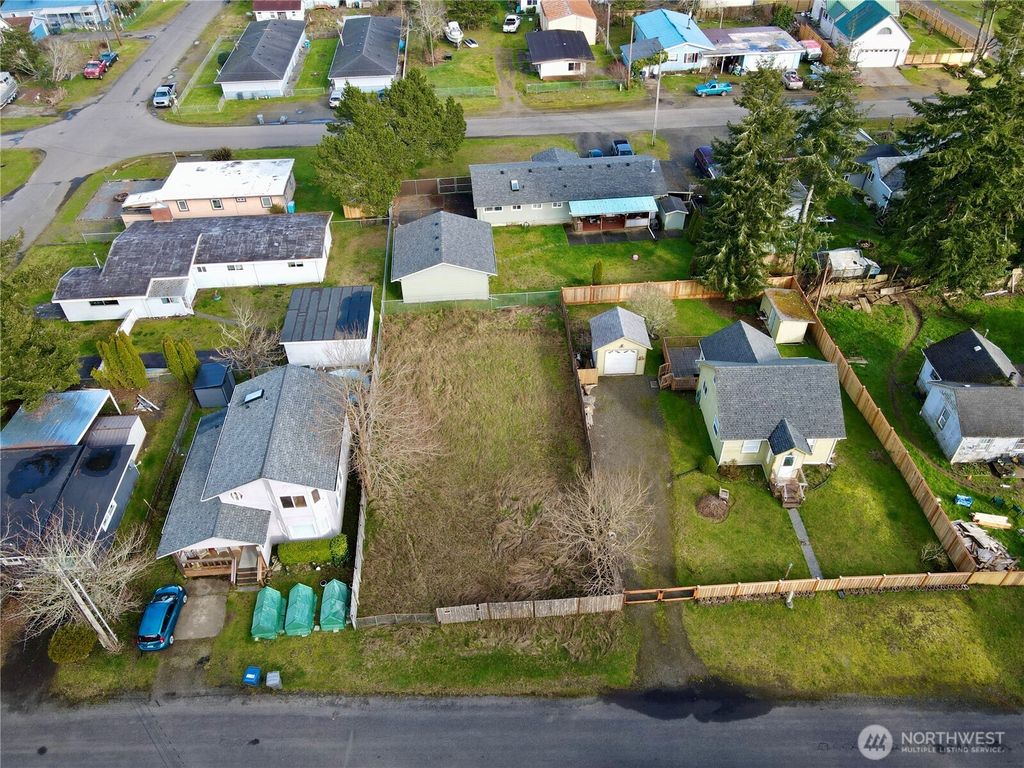 Photo of 0 N Adams Street, Westport, WA 98595 (MLS # 2487000)