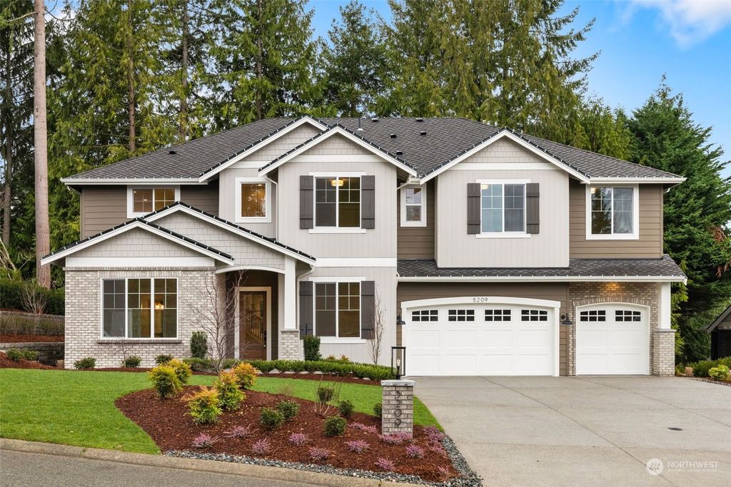 Photo of 5209 Isola Place NW, Issaquah, WA 98027 (MLS # 2208813)
