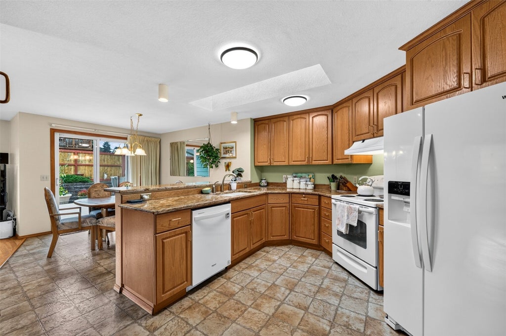 Photo of 34701 31st Place SW, Federal Way, WA 98023 (MLS # 2593936)