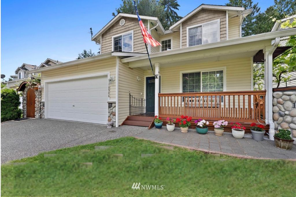 Photo of 18906 21st Avenue W, Lynnwood, WA 98036 (MLS # 1963885)