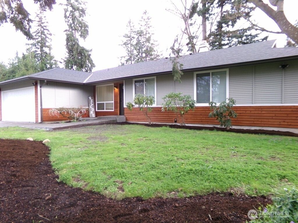 Photo of 3008 Scenic Drive SE, Auburn, WA 98023 (MLS # 2502449)