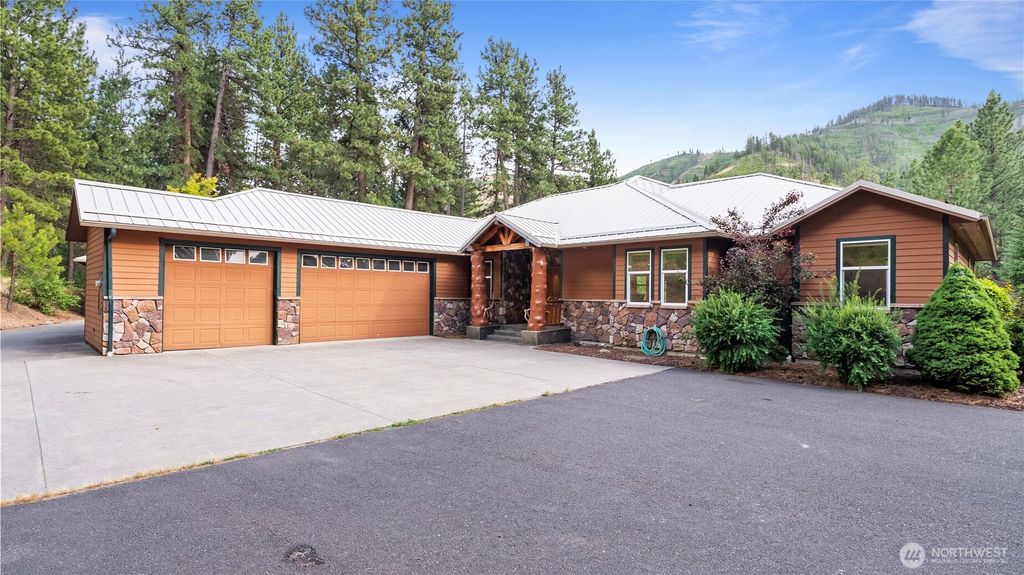 Photo of 1135 N Touchet Road, Dayton, WA 99328 (MLS # 2549171)
