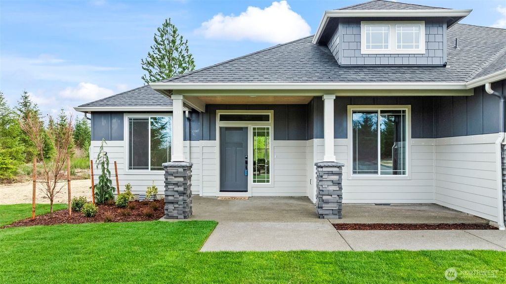 Photo of 0 SE Nyeri Trail (Lot 4), Olalla, WA 98359 (MLS # 2513487)