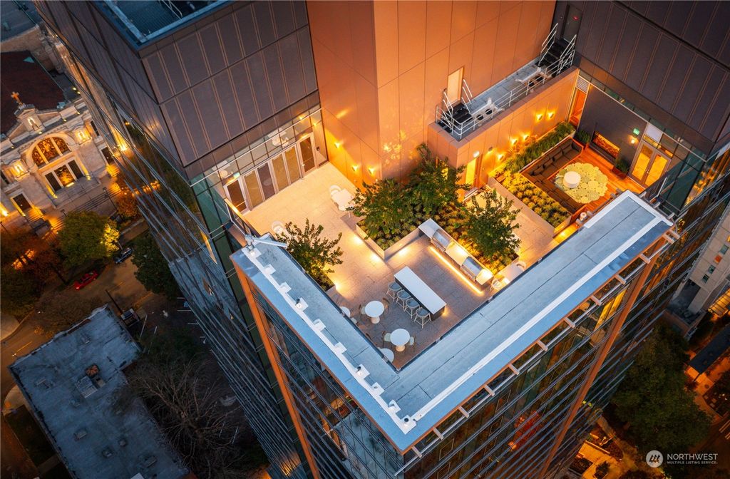 Photo of 800 Columbia Street #809, Seattle, WA 98104 (MLS # 2257432)