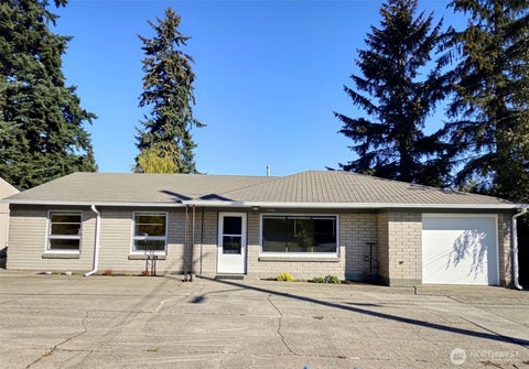 Photo of 1314 N 188th Street, Shoreline, WA 98133 (MLS # 2584703)