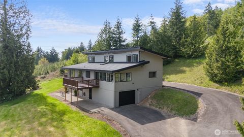 3837 Columbia Heights Road, Longview, WA 98632 - MLS#: 2365050