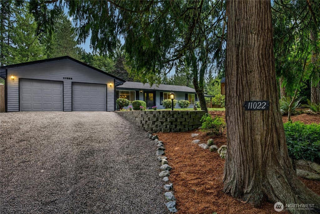 Photo of 11022 320th Avenue NE, Carnation, WA 98014 (MLS # 2569861)
