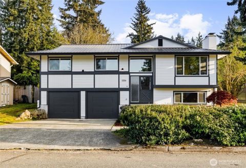 Photo of 1204 E Laurel Street, Kent, WA 98030 (MLS # 2509803)