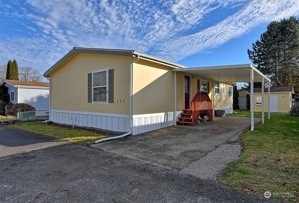 Photo of 16600 25th Avenue NE #123, Marysville, WA 98271 (MLS # 2038923)