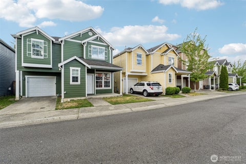 Photo of 11522 7th Avenue Ct E, Tacoma, WA 98445 (MLS # 2537107)