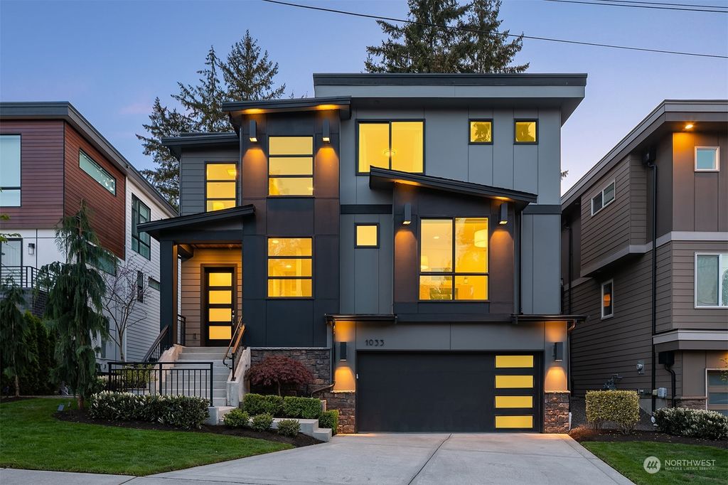 Photo of 1033 4th Street, Kirkland, WA 98033 (MLS # 2077516)