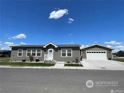 1701 E Burr Ave Unit 67, Moses Lake, WA 98837 - MLS#: 2316575