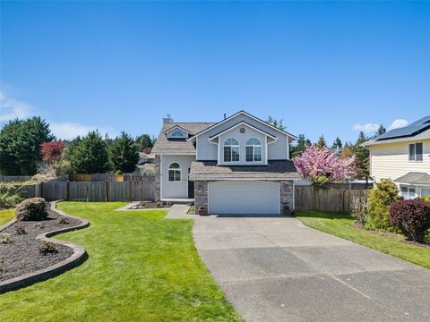 2734 Thornhill Road SE Puyallup WA 98374