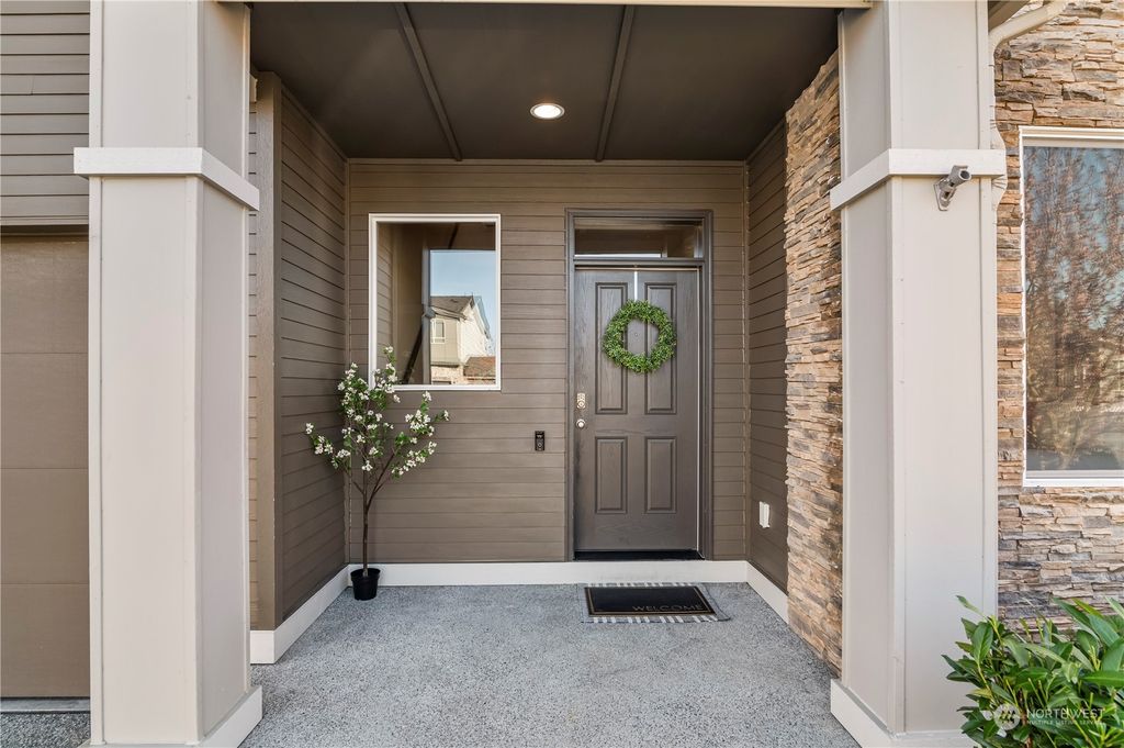 Photo of 3017 73rd Avenue NE, Marysville, WA 98270 (MLS # 2206071)