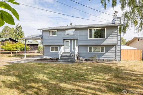 Photo of 1103 E Grant Avenue, Port Angeles, WA 98362 (MLS # 2561672)