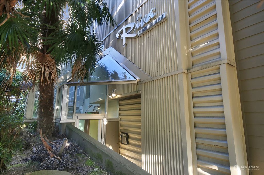 Photo of 1550 Eastlake Avenue E #305, Seattle, WA 98102 (MLS # 2078211)