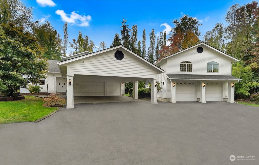 Photo of 13218 206th Avenue NE, Woodinville, WA 98077 (MLS # 2045137)
