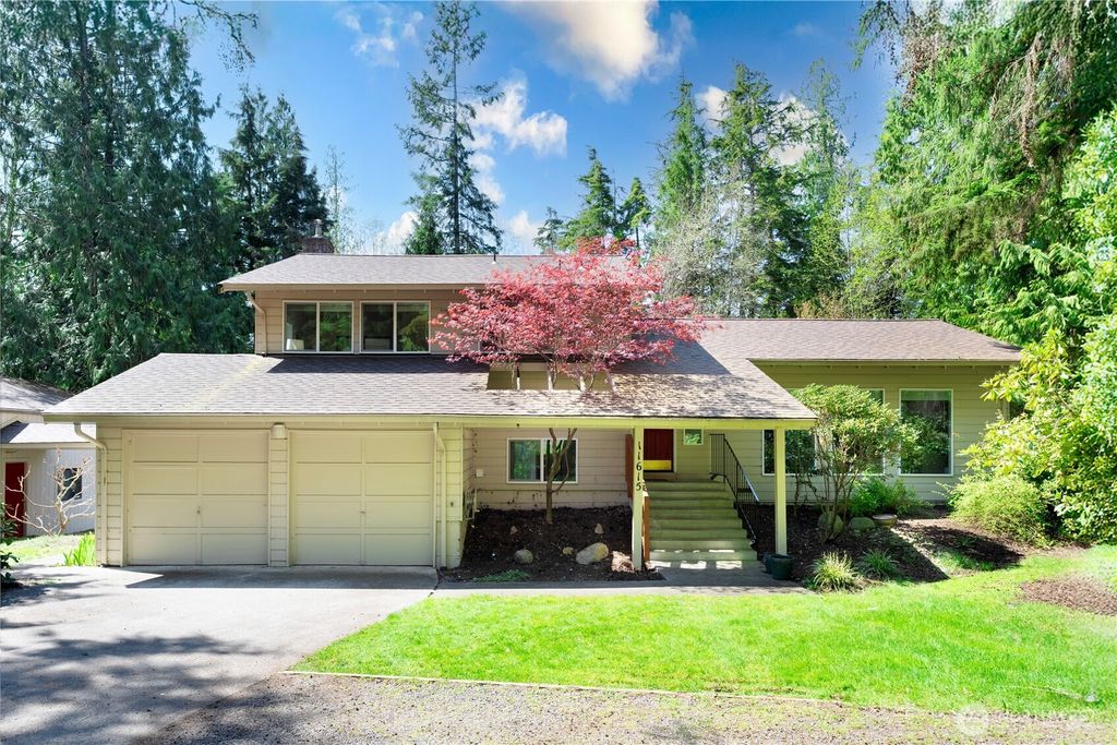 Photo of 11615 200th Avenue NE, Redmond, WA 98053 (MLS # 2414302)