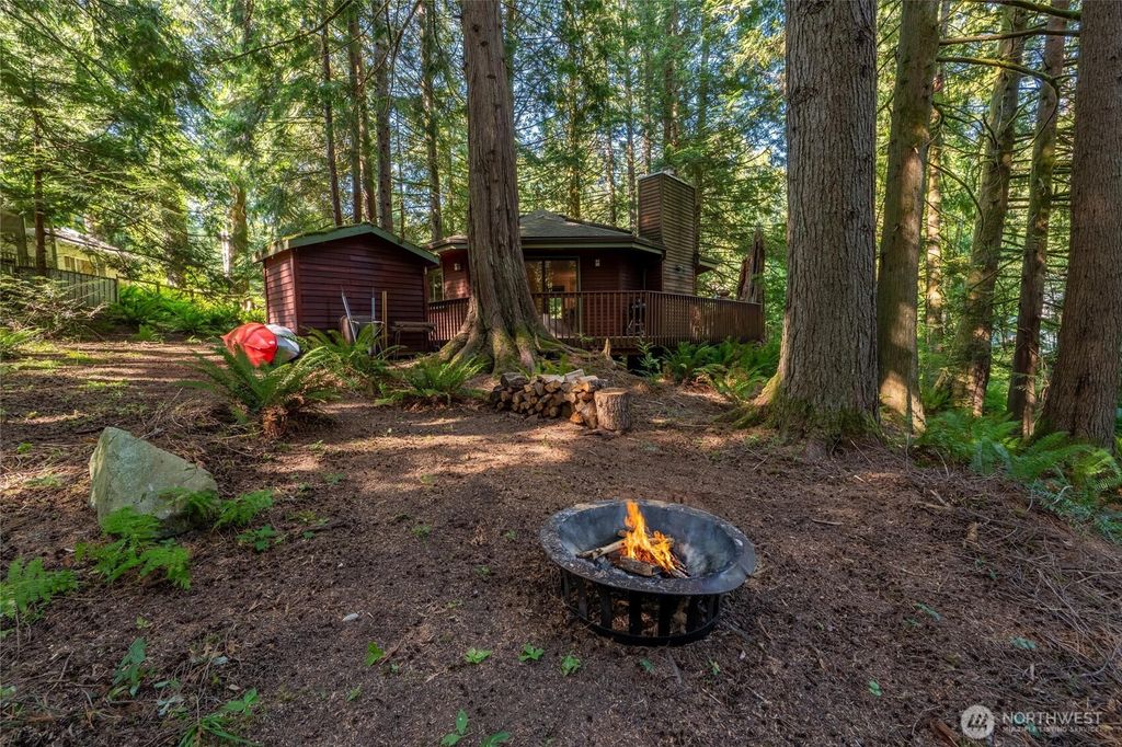 Photo of 3 Huckleberry Court #B, Bellingham, WA 98229 (MLS # 2464447)