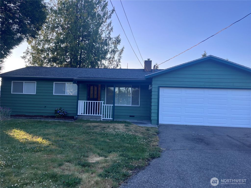 Photo of 4925 185th Place SW, Lynnwood, WA 98037 (MLS # 2402827)