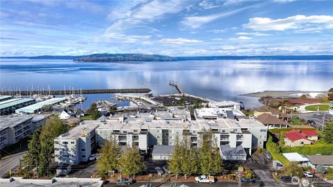 Photo of 22213 6th Avenue S #203, Des Moines, WA 98198 (MLS # 2574322)