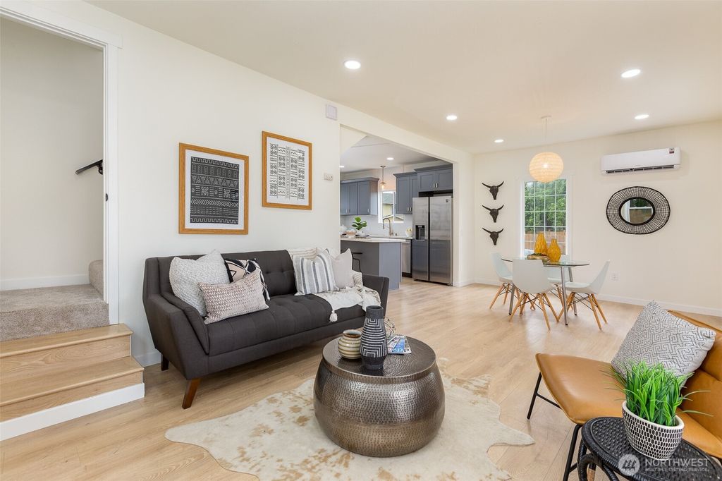 Photo of 8416 Duncan Avenue S, Seattle, WA 98118 (MLS # 2456850)