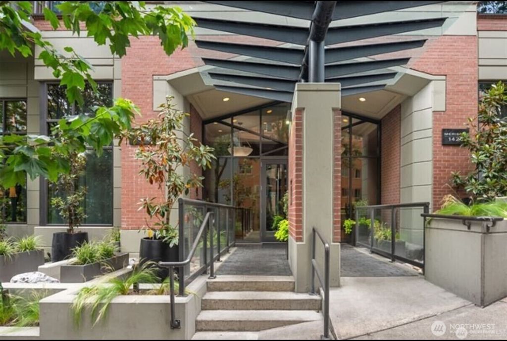 Photo of 1420 Terry Avenue #807, Seattle, WA 98101 (MLS # 2396173)