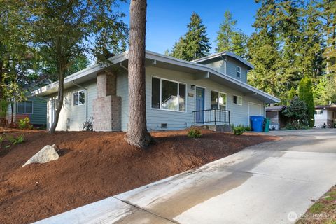 17816 5th Avenue NE Shoreline WA 98155