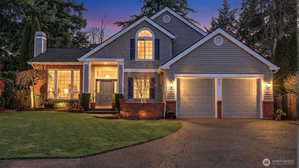 Photo of 25919 SE 40th Court, Sammamish, WA 98029 (MLS # 2469044)