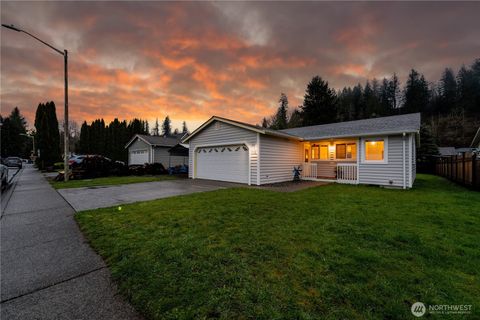 Photo of 512 Walnut Avenue, Sultan, WA 98294 (MLS # 2488512)