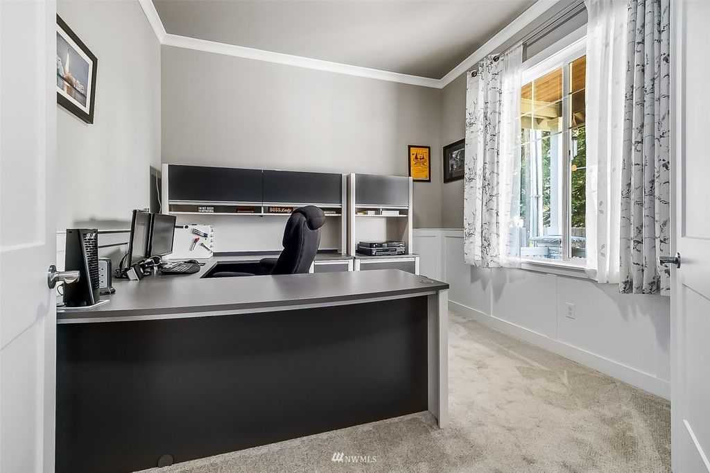 Photo of 17714 SE 265th Court, Covington, WA 98042 (MLS # 1968110)