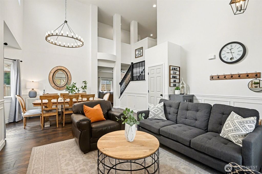 Photo of 13530 43rd Avenue SE, Mill Creek, WA 98012 (MLS # 2454948)