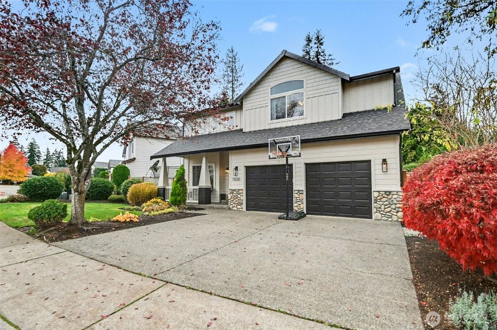 Photo of 13530 43rd Avenue SE, Mill Creek, WA 98012 (MLS # 2454948)